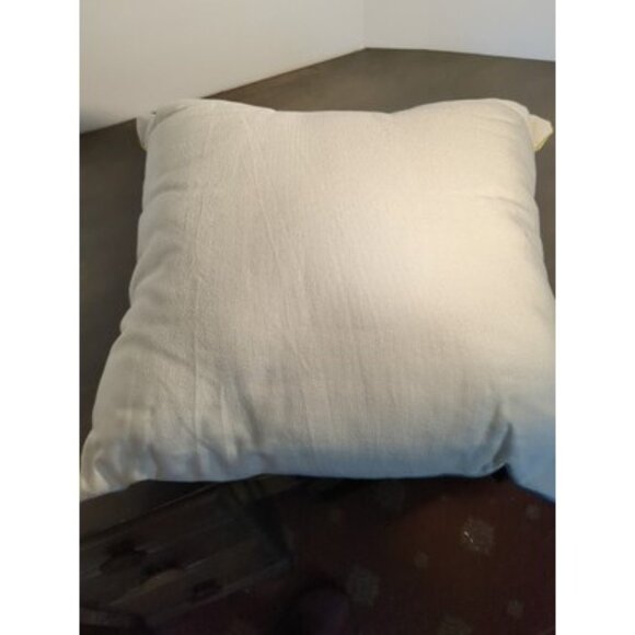 Pier 1 imports aquatic beach W/crane throw pillow indoor outdoor 20”x20” New - Picture 10 of 10